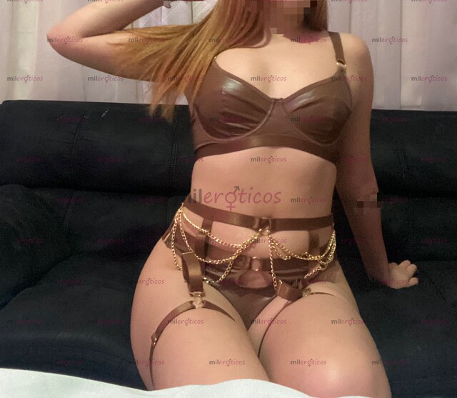 FOTOS DE SENSUAL JOVENCITA TE HAGO PASAR EL MOMENTO MÁS RICO Y PLACENTERO PAPI LLAMAME