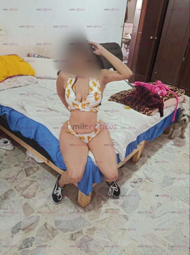 FOTOS DE CASANDRA UNA CHICA REALMENTE CALIENTE QUE TE ENCANTARÁ TENER EN TU CAMA ME MUEVO