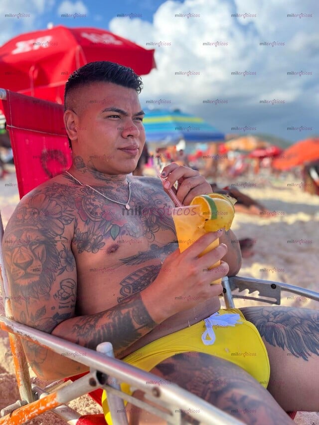 FOTOS DE MEN TATUADO DE 19 CM DE VERGA CON 1.83 DE ALTO PARA HOMBRES QUE BUSQUEN DISCRECI