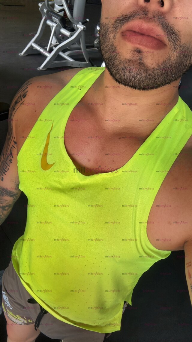 FOTOS DE ATRACTIVO JOVEN , GUAPO , EDUCADO CON EXCELENTE PRESENCIA Y TEMA DE CONVERSACIÓN