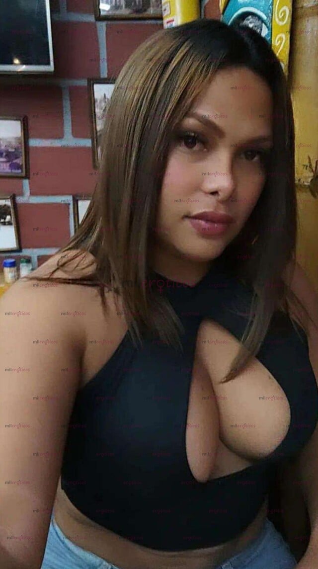FOTOS DE UNICO DIA DE PASO ACTIVA CON APARTAMENTO PRIVADO Y PARQUIADERO