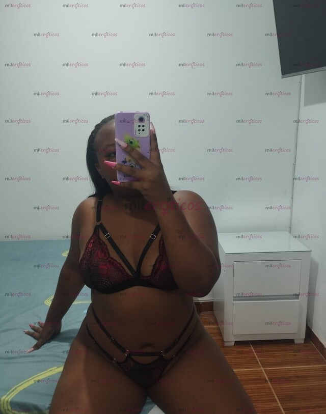 FOTOS DE HERMOSA NEGRA MUY COMPLACIENTE PARA CABALLEROS