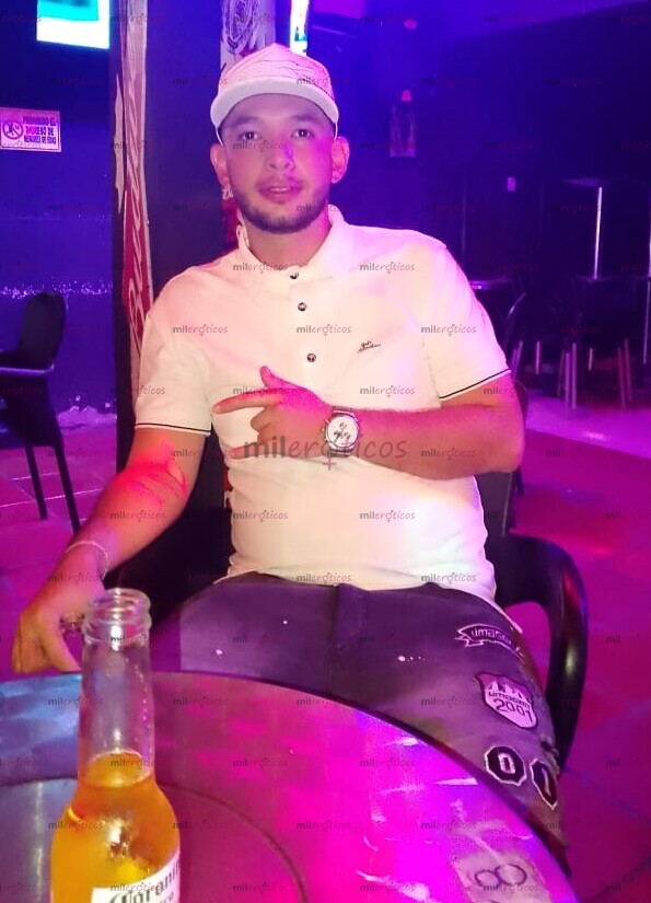 FOTOS DE ALBERTO CHICO DESCOMPLICADO TRATO DE NOVIOS NO ATIENDO HOMBRES NI GUEY