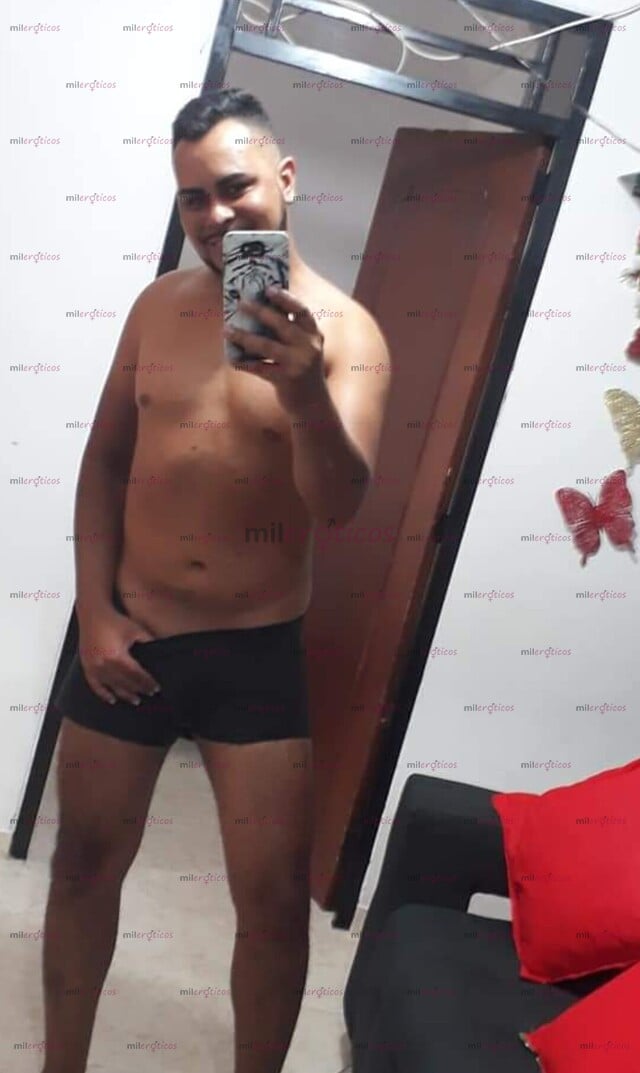 FOTOS DE SOY MASAJISTA HOMBRE GAY PASIVO, OFREZCO SERVICIOS DE MASAJES TANTRICOS PARA HOM