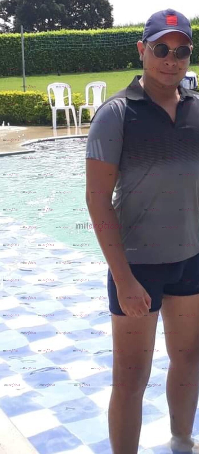 FOTOS DE SOY MASAJISTA HOMBRE GAY PASIVO, OFREZCO SERVICIOS DE MASAJES TANTRICOS PARA HOM
