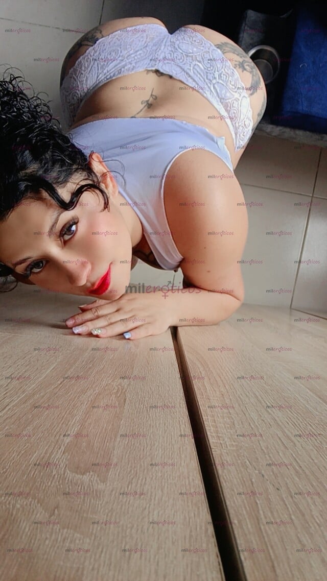 FOTOS DE DELICIOSA ESTRECHA CON EL MEJOR CULO NO ESPERES MÁS VEN ASME TUYA