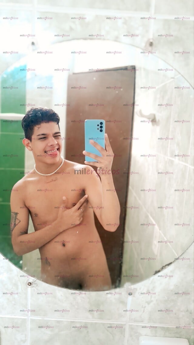 FOTOS DE HOLA SOY DERECK UN CHICO NUEVO EN LA CIUDAD MUY GANOSO