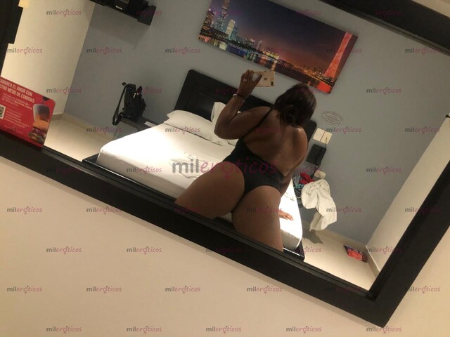 FOTOS DE DANNA HERMOSA MORENA MUY COMPLACIENTE Y DESCOMPLICADA