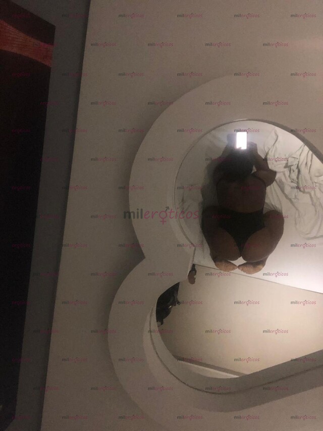 FOTOS DE DANNA HERMOSA MORENA MUY COMPLACIENTE Y DESCOMPLICADA