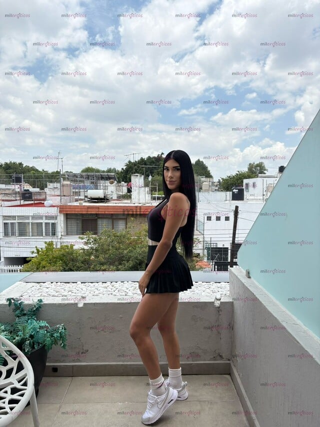FOTOS DE PELINEGRA LINDA, FEMENINA, CALIENTE LISTA PARA COGERTE CON MIS 18 CM DE VERGA