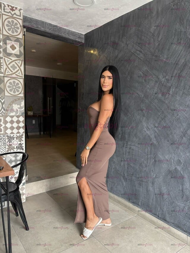 FOTOS DE PELINEGRA LINDA, FEMENINA, CALIENTE LISTA PARA COGERTE CON MIS 18 CM DE VERGA