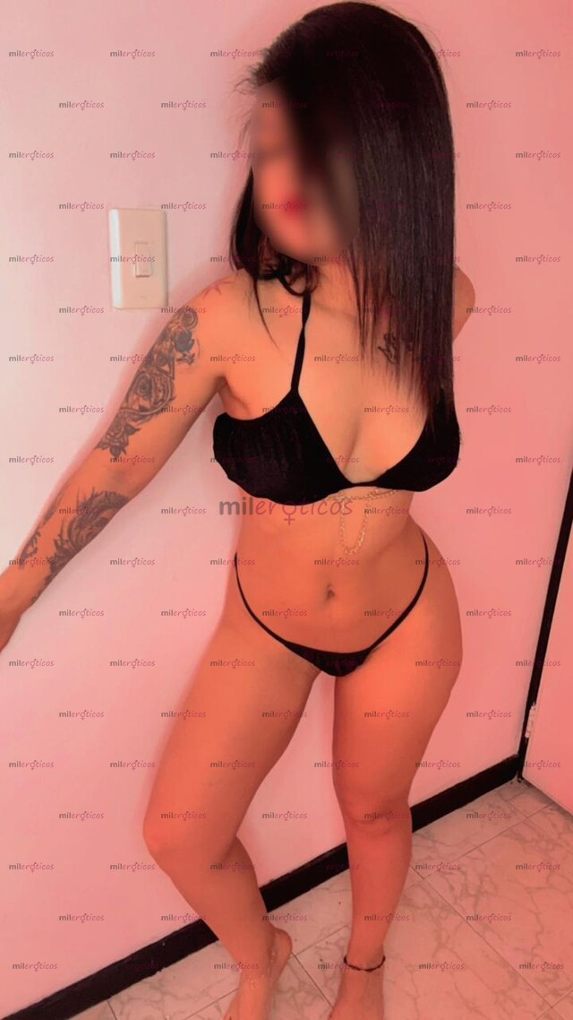 FOTOS DE UNA DIOSA DERROCHANDO SENSUALIDAD 100% PARA TI CON HERMOSAS CURVAS