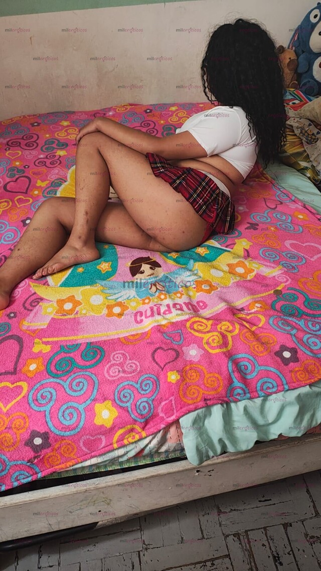FOTOS DE HOLA MI NOMBRE ES KENIA TENGO 19 AÑOS Y SOY MUY COMPLACIENTE