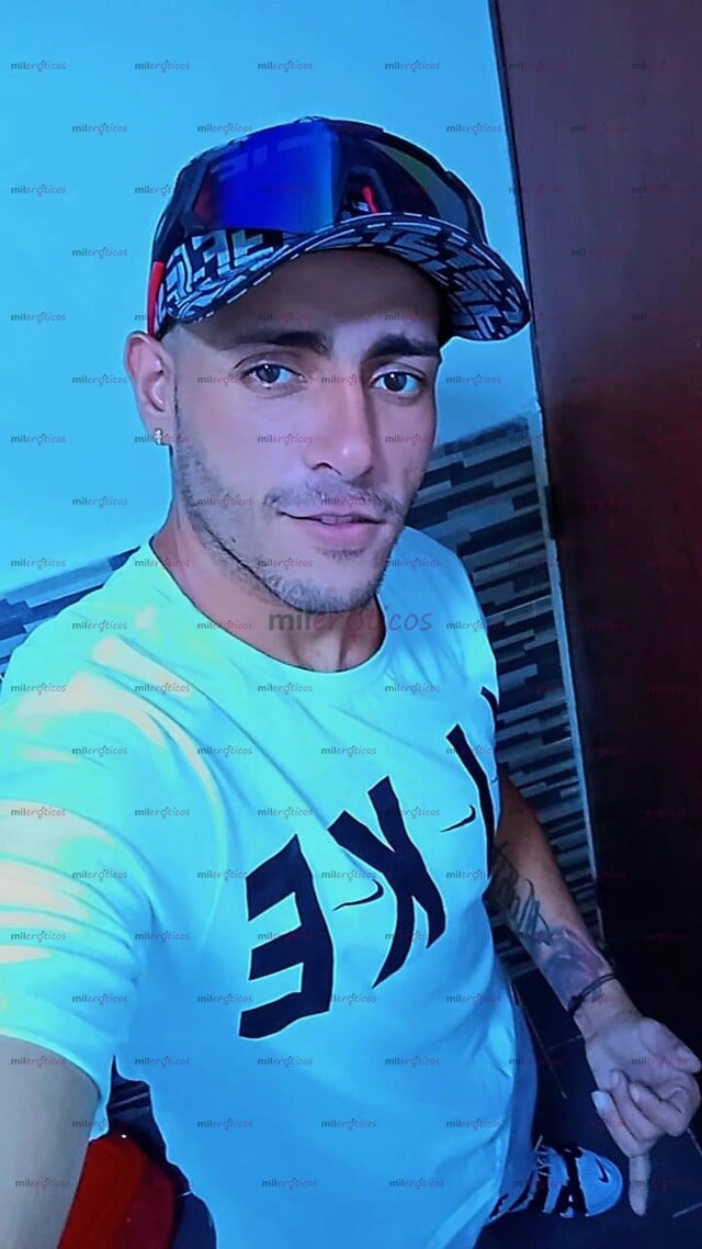 FOTOS DE COSTEÑO VERGON CON 22CM DE PLACER QUIERE PARTIRTE EL CULO Y DETONANTE