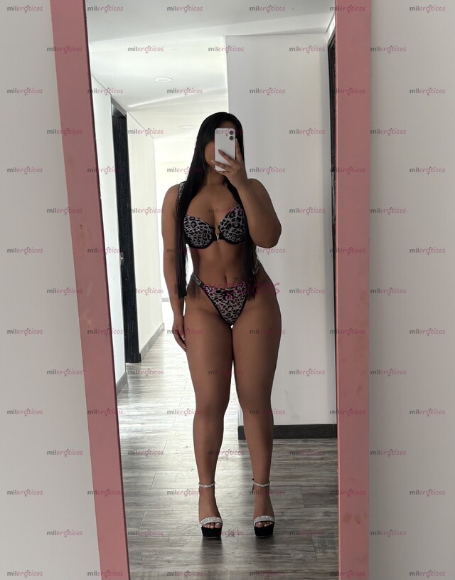 FOTOS DE RIQUÍSIMA MORENA NUEVA EN DE CUERPO NATURAL