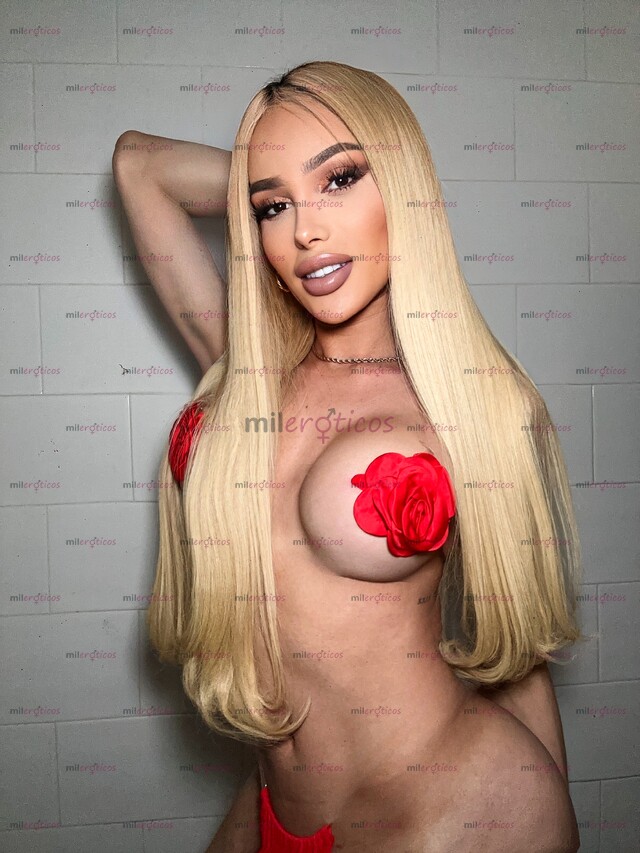 FOTOS DE ÚNICOS DÍAS EN TU CIUDAD, HERMOSA NENA CON LUGAR