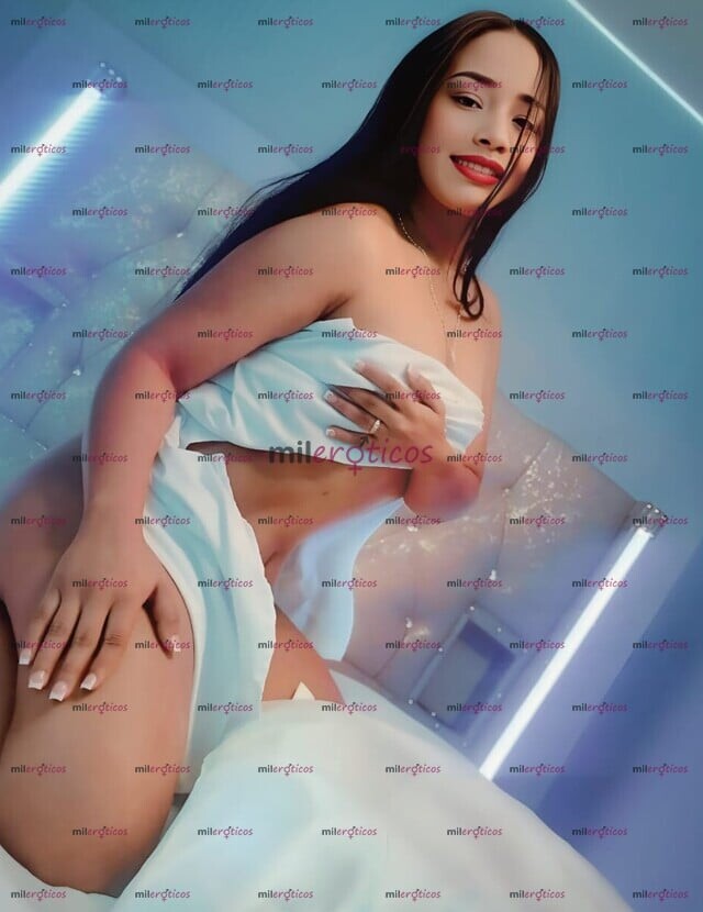 FOTOS DE MUJER DE PIEL TRIGUEÑA SEXY Y DESCOMPLICADA TRIPLATO