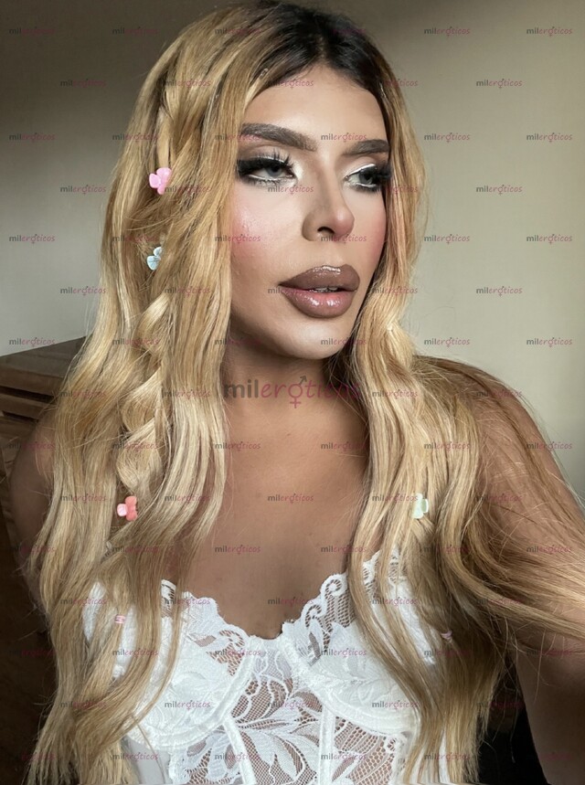 FOTOS DE DE REGRESO A TU CIUDAD ÚNICOS DÍAS BRIANA FERRER 22 CM