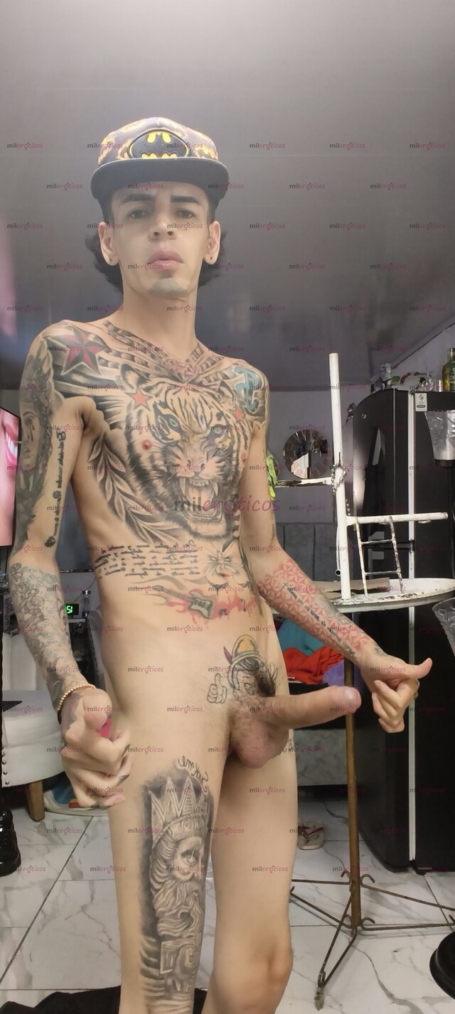 FOTOS DE FLACO ACTIVO BLANCO TATUADO MORBOSO VERGON