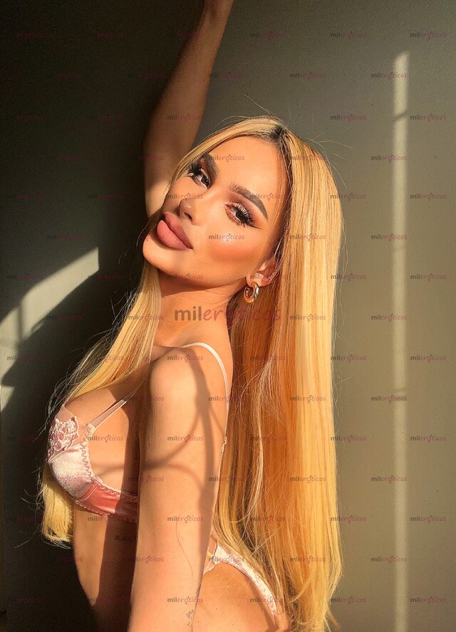 FOTOS DE ÚNICOS DÍAS EN TU CIUDAD, HERMOSA NENA CON LUGAR