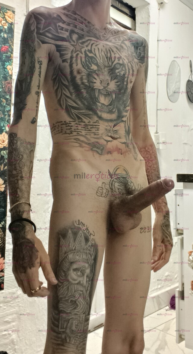 FOTOS DE FLACO ACTIVO BLANCO TATUADO MORBOSO VERGON