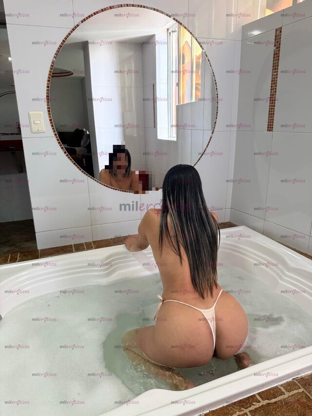 FOTOS DE FLACA CALIENTE CON GANAS MORBOSA ADICTA AL SEXO FULL ANAL