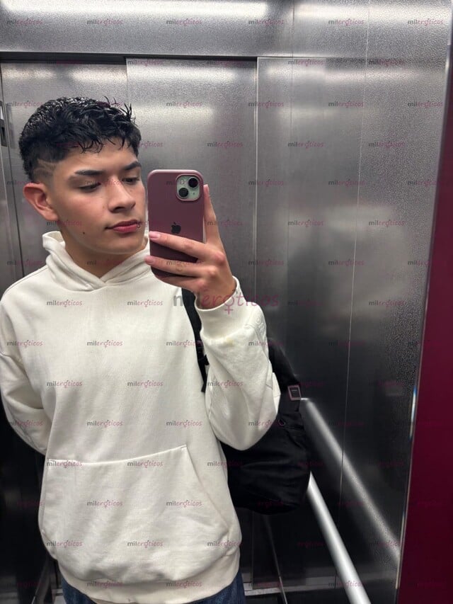 FOTOS DE JOVEN DE 19 AÑOS ACTIVO, PREPARADO PARA DARTE PLACE
