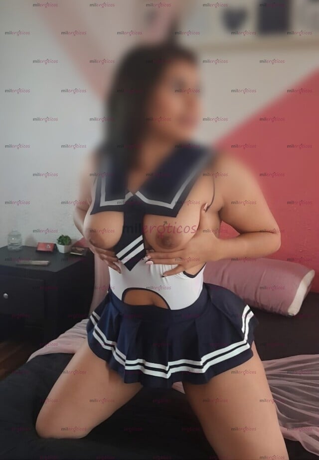FOTOS DE HERMOSA JOVENCITA COLOMBIANA DE 20 AÑOS...VEN A PROBAR MI DELICIOSO CUERPO..