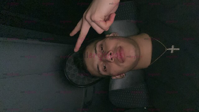 FOTOS DE FLACO ALTO VERGON DE 22CM DE VERGA TOTALMENTE COMPLACIENTE PARA TI LLÁMAME YA