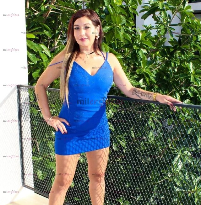 FOTOS DE BONITA CHICA MUY COMPLACIENTE CON GANAS DE PASARLA BIEN.