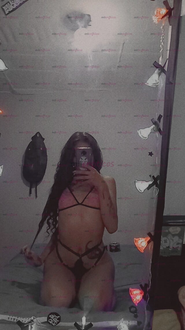 FOTOS DE LINDA SEÑORITA A TU DISPOSICIÓN CALIENTITA Y APRETADITA PARA TI