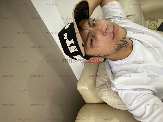 FOTOS DE POLLO ACA COMPLACIENTE Y CALIENTE DISPUESTO A TODO