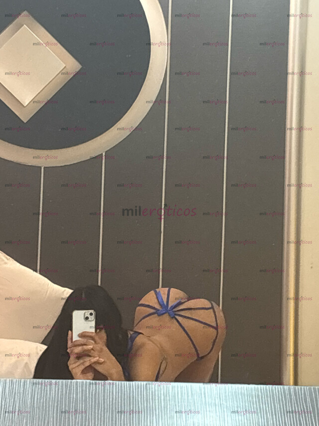 FOTOS DE SHARI RECIÉN LLEGADA Y LA MUÑECA MÁS ACCESIBLE DE LA VITRINA