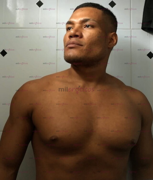 FOTOS DE MORENAZO CON 25CM DE VERGA 100% REAL . NADA DE ENGAÑOS