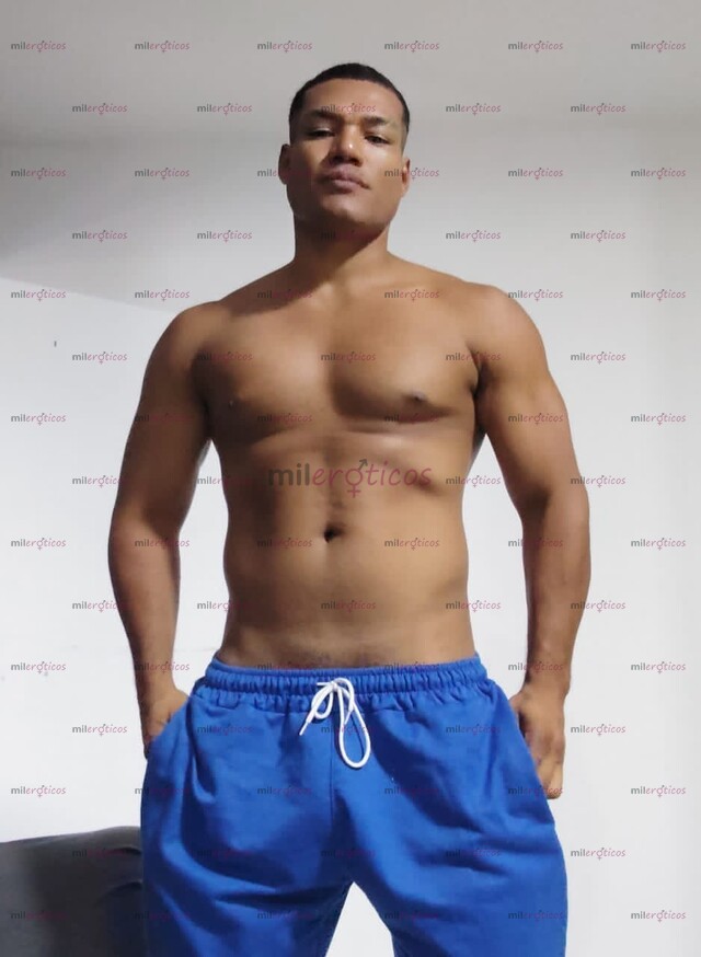 FOTOS DE MORENAZO CON 25CM DE VERGA 100% REAL . NADA DE ENGAÑOS