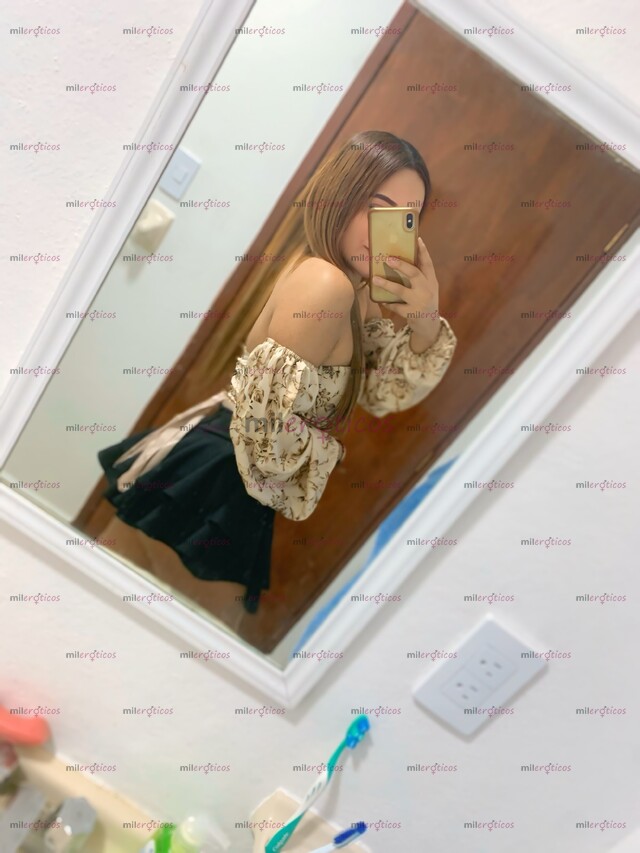 FOTOS DE HOLA CORAZON .,,, LLEGASTE AL LUGAR CORRECTO ...VANEZA ..COMPLACIENTE Y HERMOSA