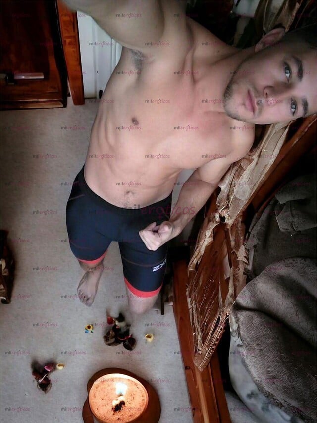 FOTOS DE QUIERES VER COMO SALE LECHE A CHORROS DE MI PENE GRANDE