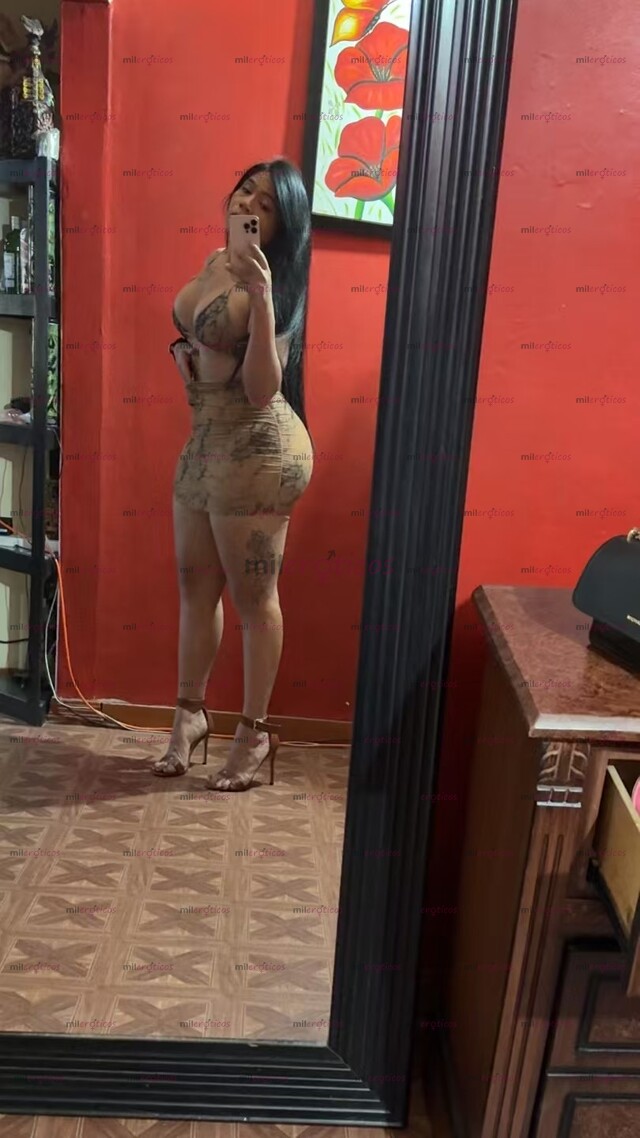 FOTOS DE VANESA, CHICA SIMPÁTICA, TRAVIESA Y MUY CANDENTE