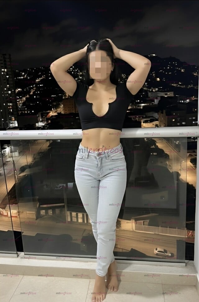 FOTOS DE FLAQUITA UNA NENA SUPER ESTRECHA, SEXY, HERMOSA,APRETADITA.! I