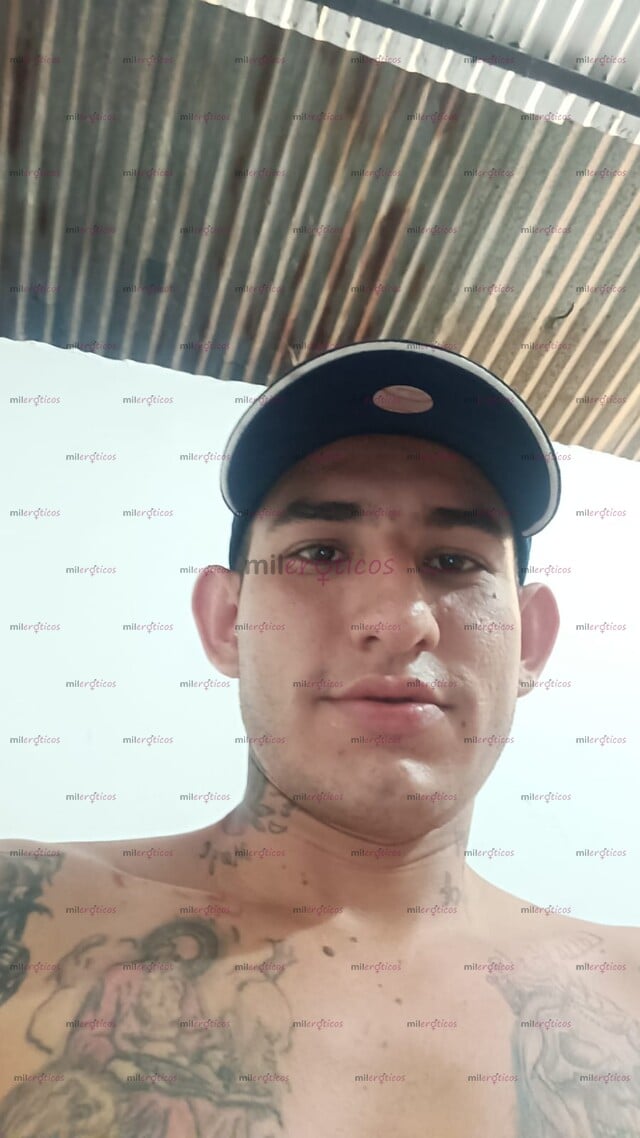 FOTOS DE POLLO DE PASO SUPER CERDO DOMINANTE PARA TUS FETICHES