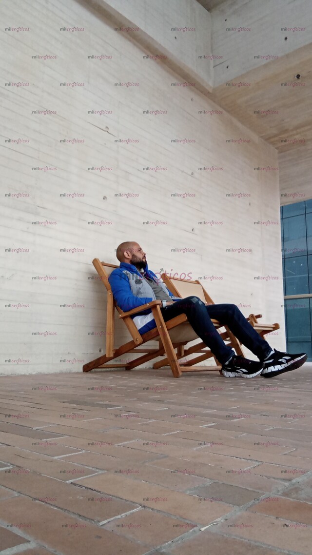 FOTOS DE TERAPIA REAL SOBRE CAMILLA EN ENVIGADO MEDELLÍN