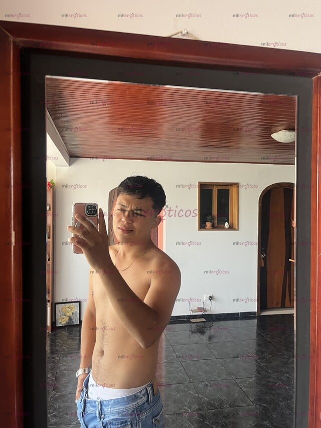 FOTOS DE VEN Y DISFRUTAS EL MEJOR SERVICIO VIRTUAL! CON MI ENORME VERGA PARA TI !