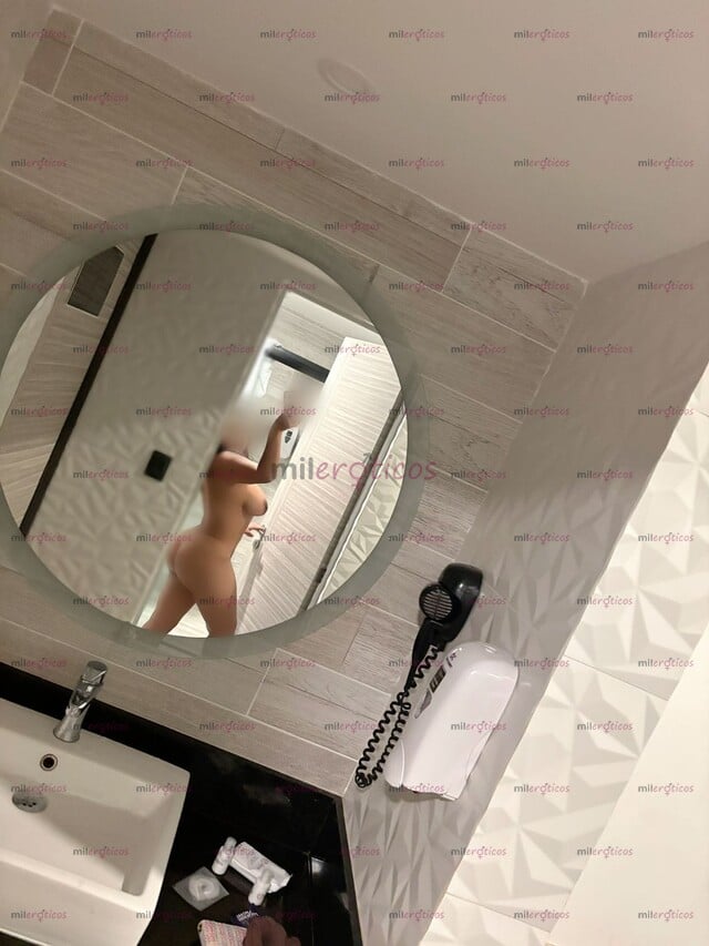 FOTOS DE RICA RUSA EXTREMA VEN A DESLECHARTE ENTRE MIS TETAS
