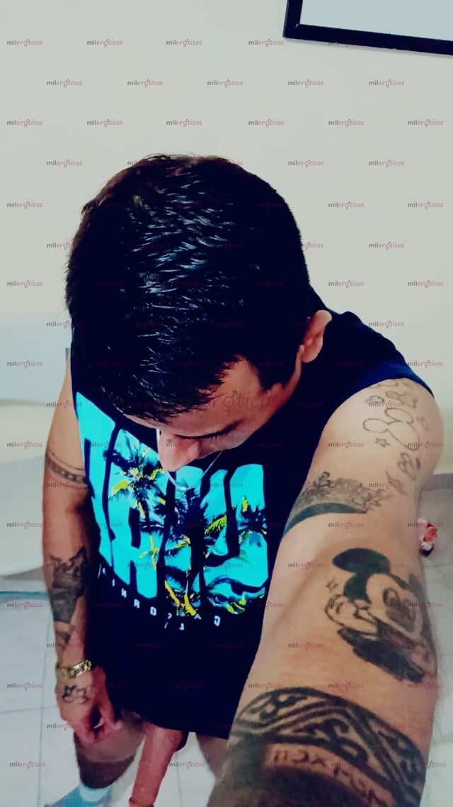 FOTOS DE ACTIVO PREÑADOR,LECHOSO,SEXOSO Y MUY CALIENTE PARA COMPLACERTE