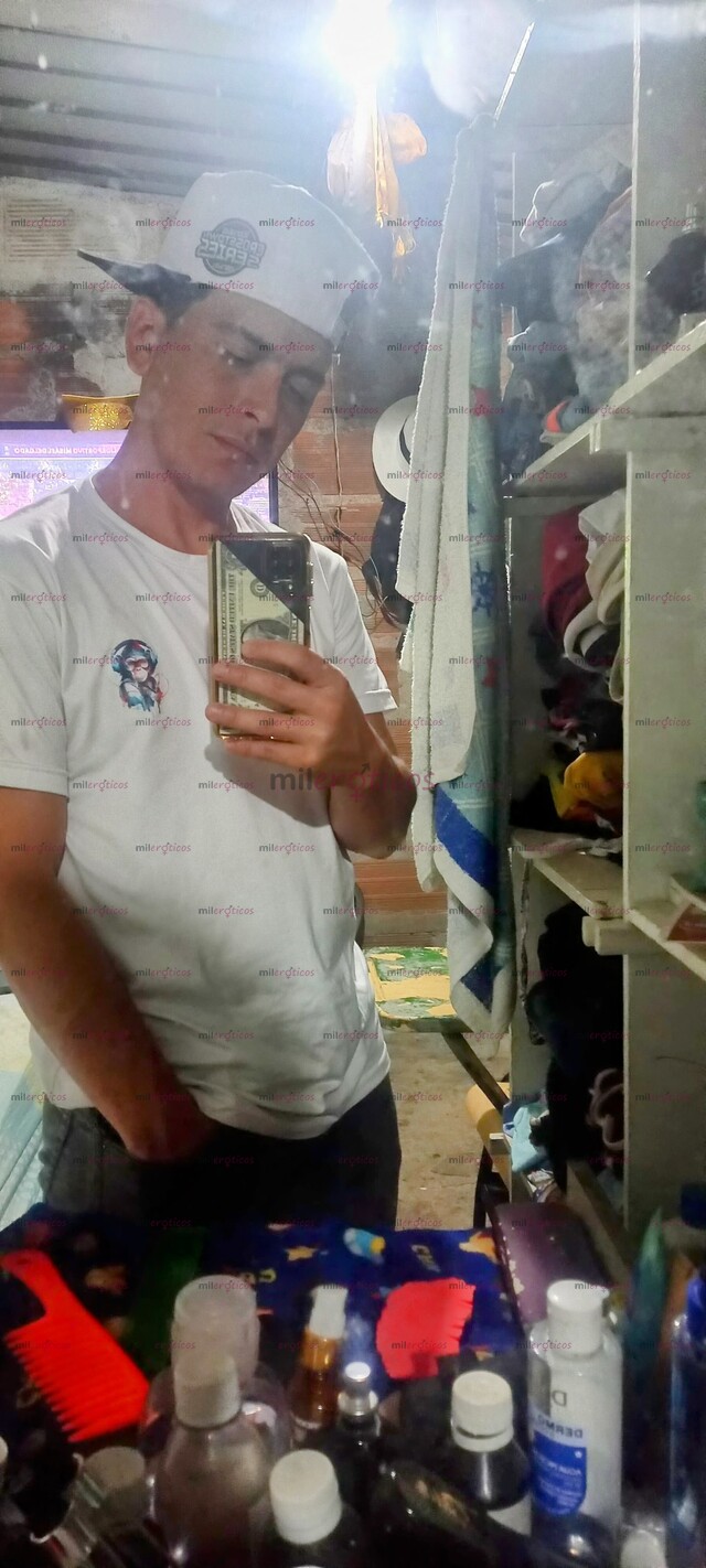 FOTOS DE MAICOL JOVEN VERGO RECIEN LLEGADO PARA ESTRENAR