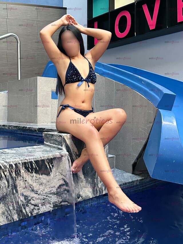 FOTOS DE FASCINANTE CHICA, PETIT, HOT, HERMOSA, SENSUAL Y ATREVIDA