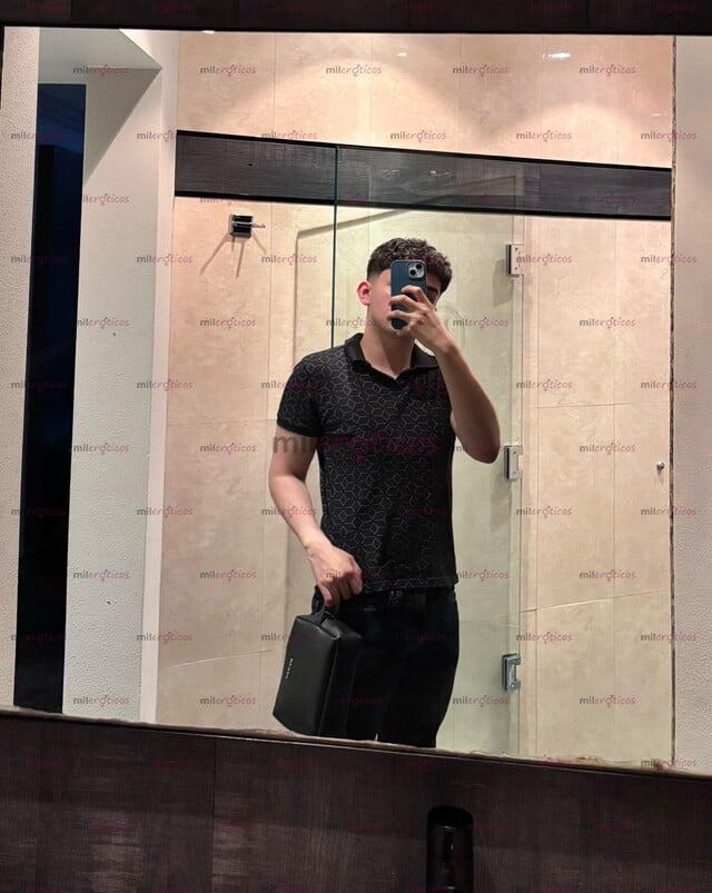 FOTOS DE JOVEN ESTUDIANTE DE 18 AÑOS RICO NALGONCITO VERGON FULL