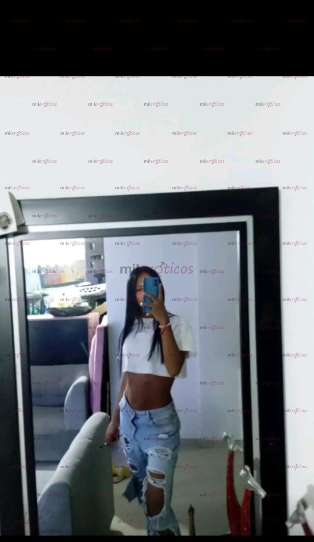 FOTOS DE HOLA, HABLEME Y CUADRAMOS, NO TENGO SITIÓ.