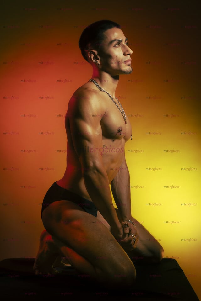 FOTOS DE PASA UN BUEN RATO CON CHICO GUAPO, MUSCULOSO Y MORBOSO