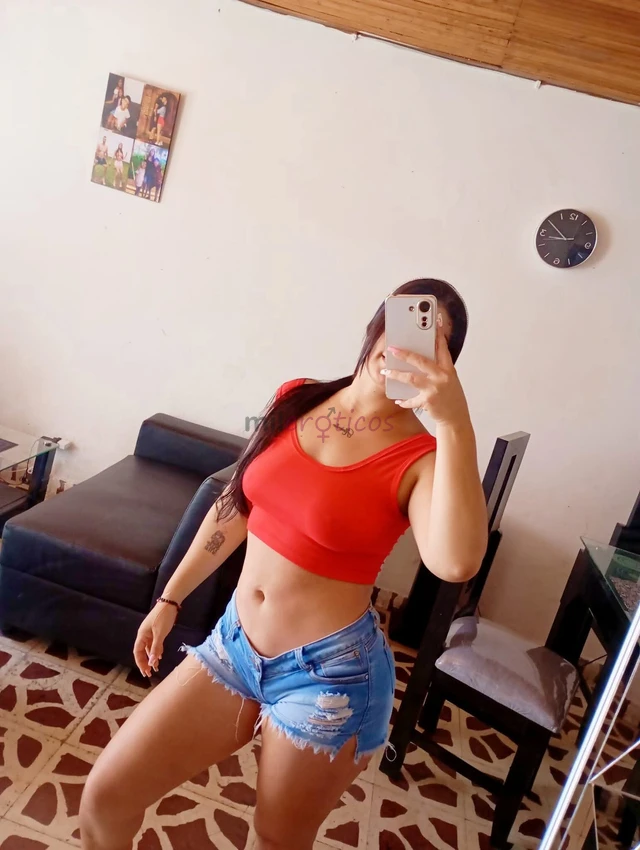 Hola amores soy una rica jovencita de 25 anos dispuesta a complacerte en todo lo que me digas con departamento propio y tambien voy a tu domicilio rea...